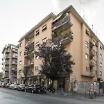 Airy 3Br In San Pietro / Vaticano By Sonder